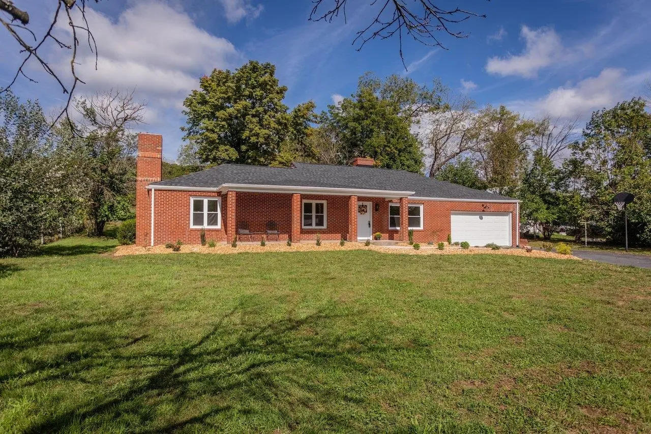 10840 Rawley Pike, Hinton