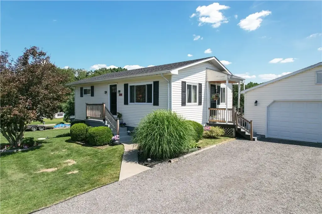 150 Melzina Street , Springdale