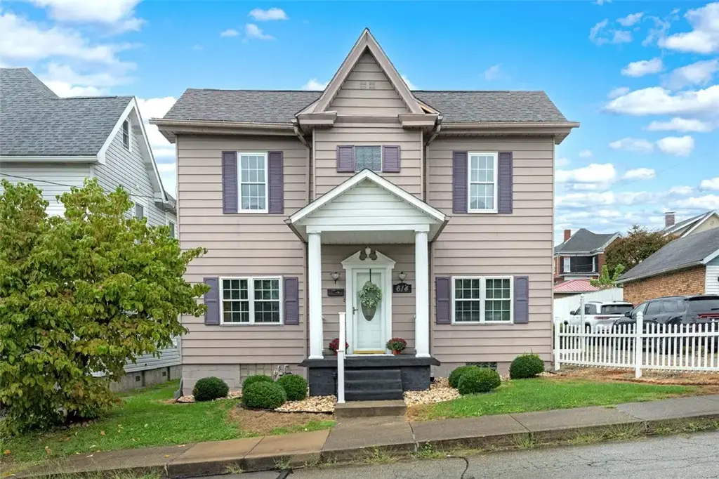 614 Gibson Avenue , Connellsville