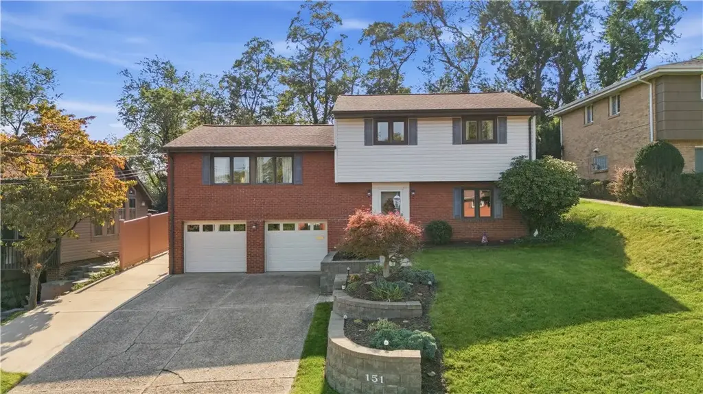 151 Sheldon Avenue , Green Tree