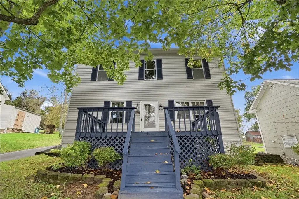 692 Amity Ridge Road, Amwell