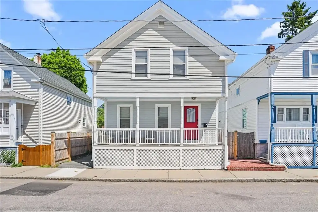 14 Lucas Ave, Newport