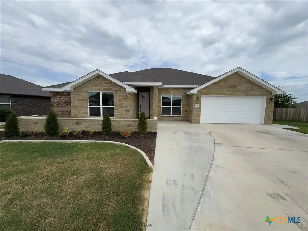 907 Holliday Drive, Killeen