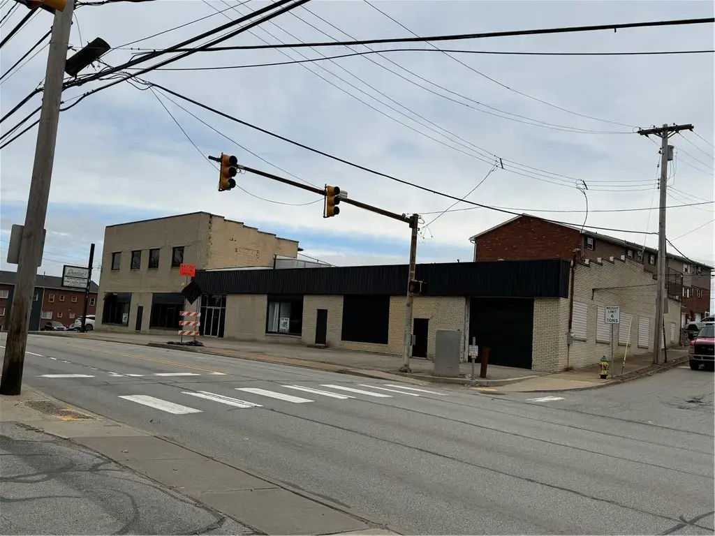 537 Lincoln Highway , East McKeesport