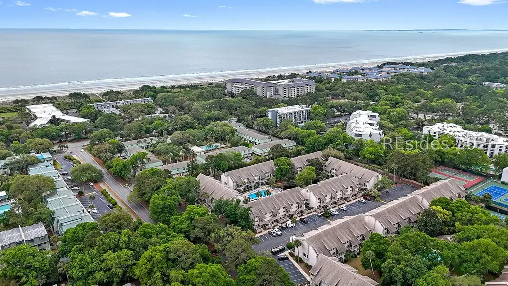 15 Deallyon Avenue 21, Hilton Head Island