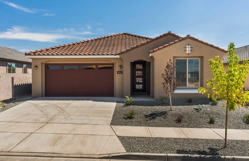 8352 Vonnegut Lane Nw, Albuquerque