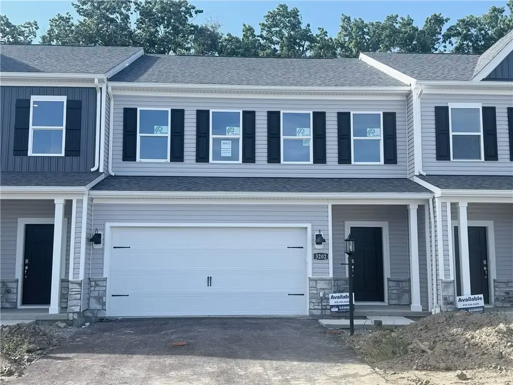 165 Sweetwater Drive , Moon/Crescent