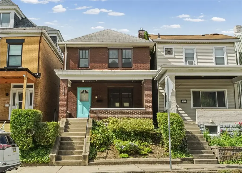1823 Jancey Street , Morningside