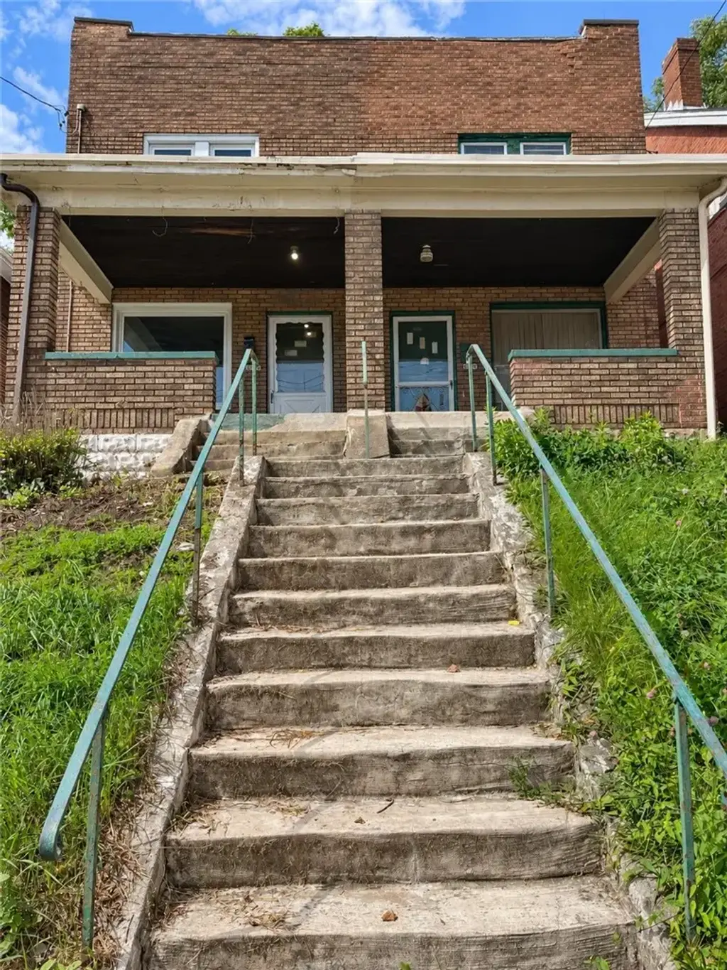 4140 Murray Avenue , Greenfield