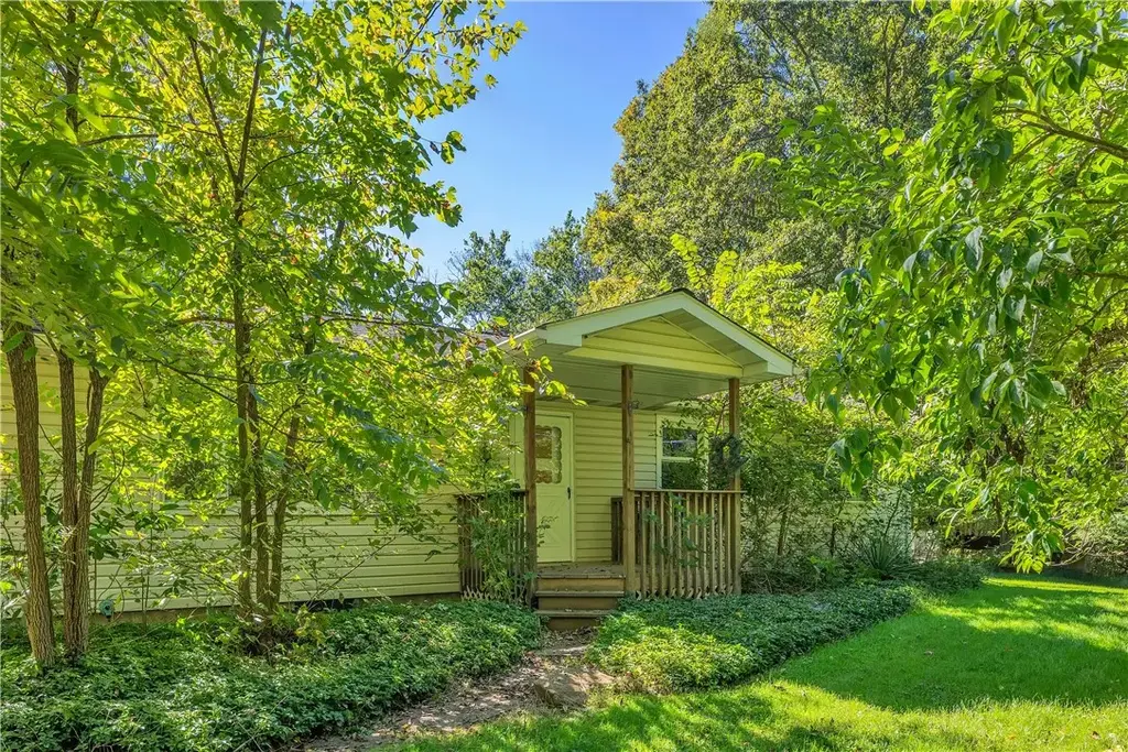 152 Community Park Road , Forward