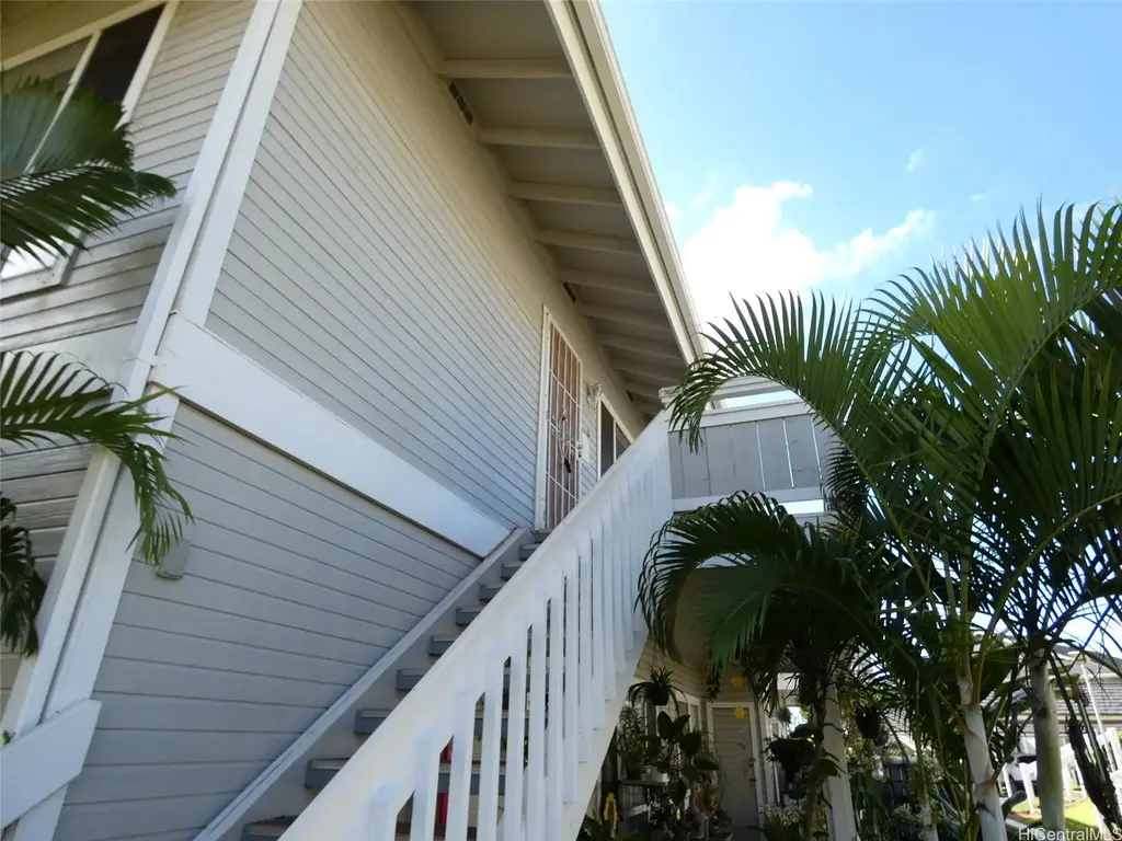 (unit #4u) 94-1259 Lumikula Street, Waipahu