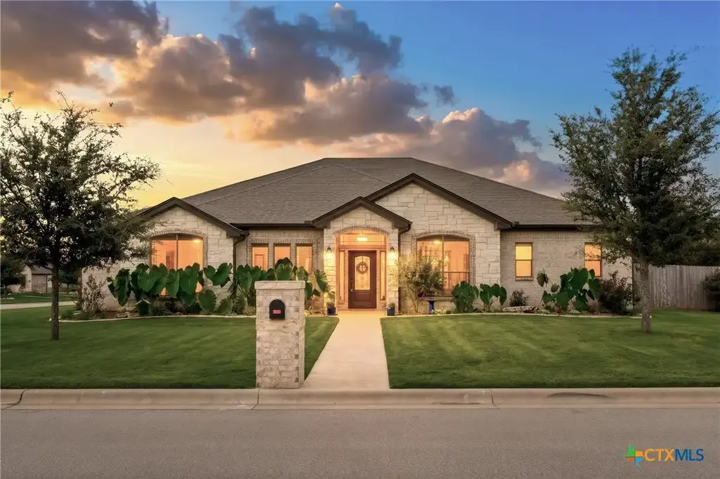 5266 Barzona Drive, Belton