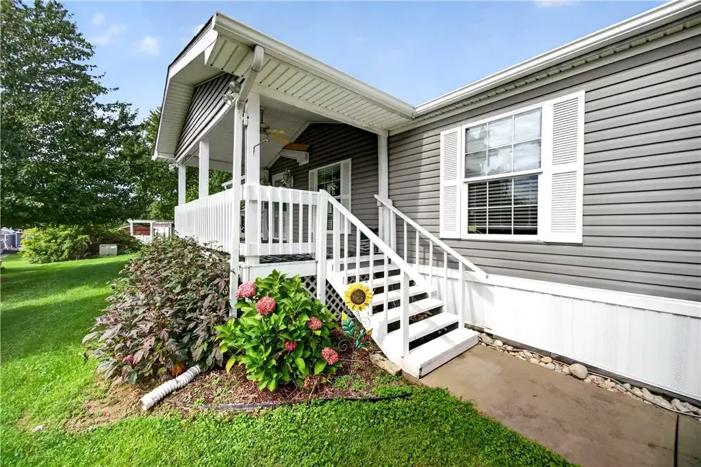308 Shenandoah Drive , Middlesex