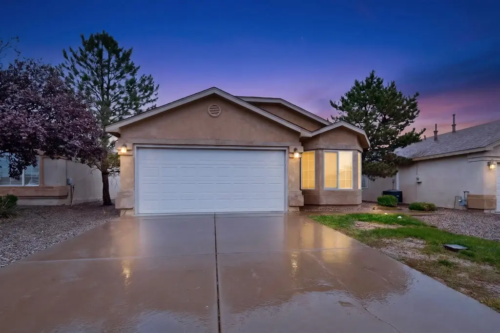 617 Sunny Meadows Drive Ne, Rio Rancho