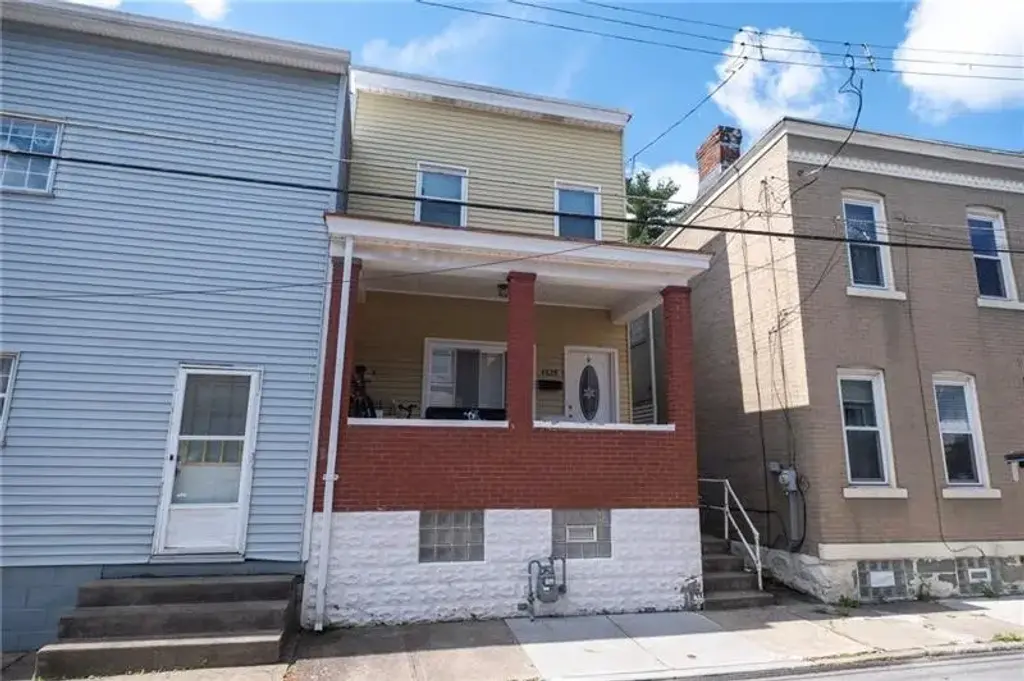 4628 Carroll Street , Bloomfield
