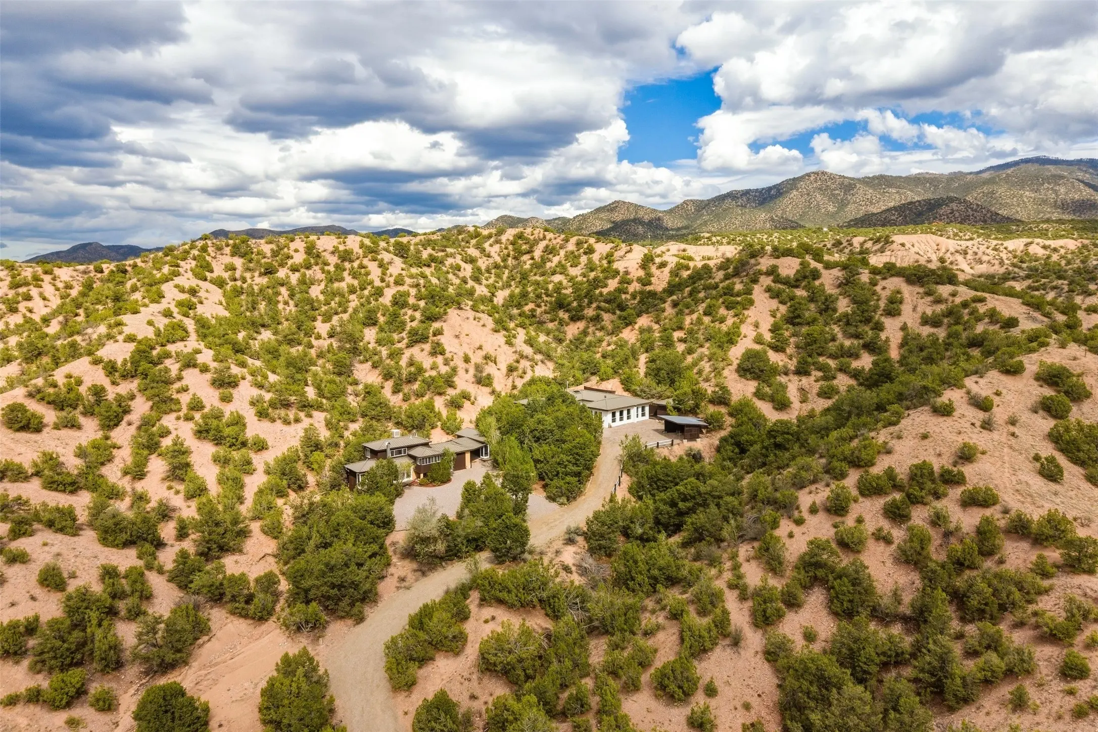 25 B & C Camino Chupadero, Santa Fe
