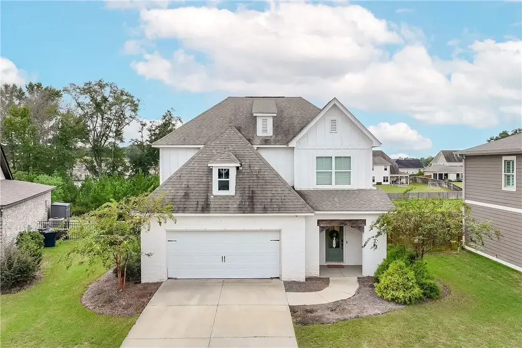 159 Northern Flicker Dr, Auburn