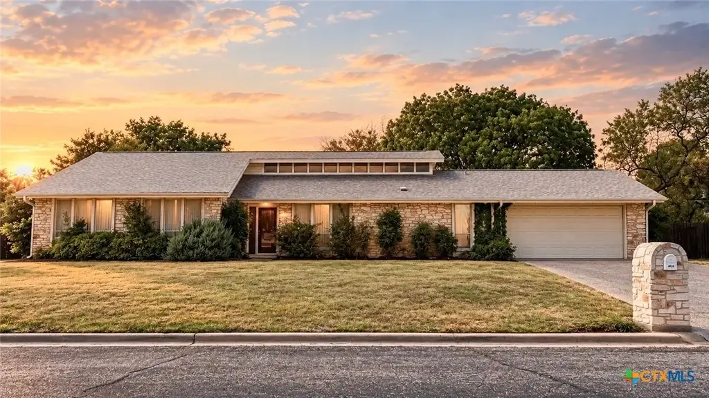 202 Evergreen Drive, Harker Heights