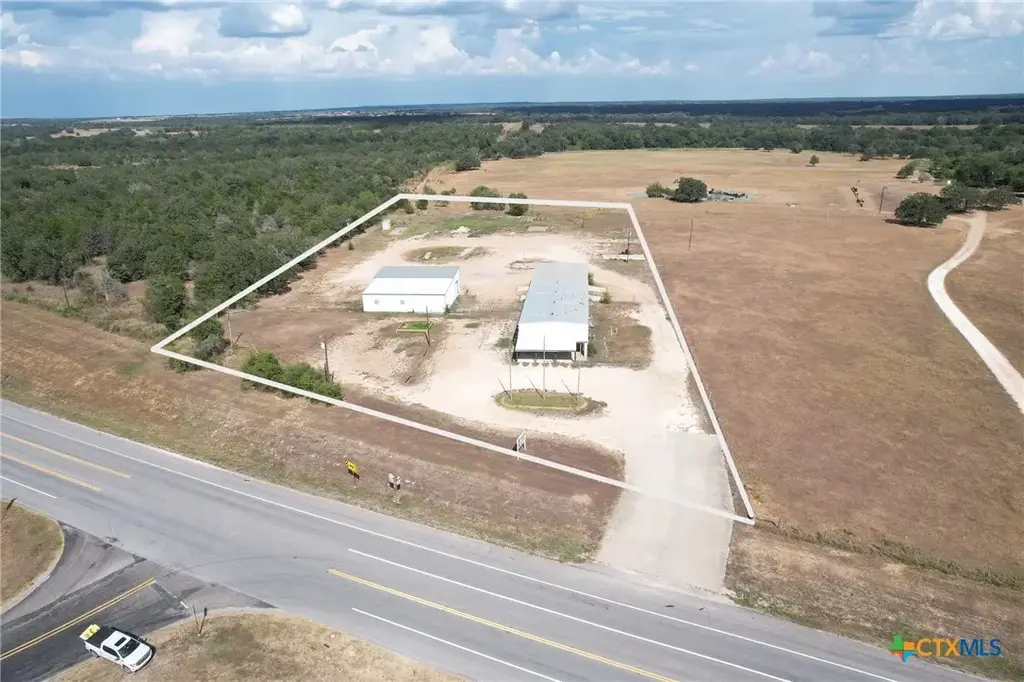 4437 S Hwy 77, Rockdale
