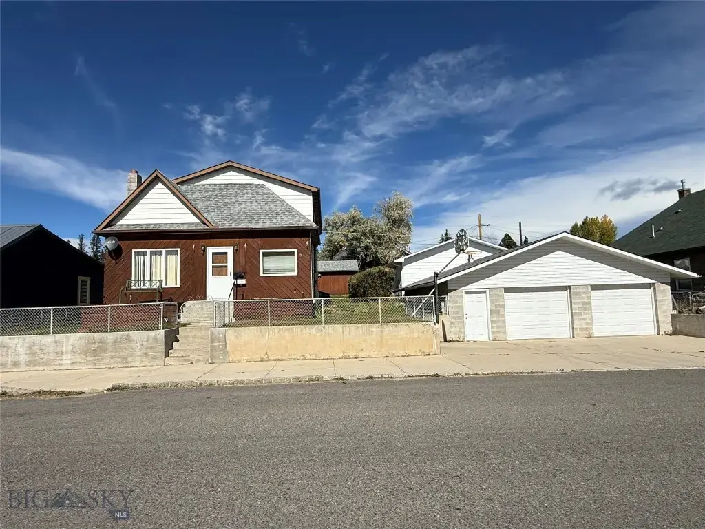 933 Zarelda, Butte