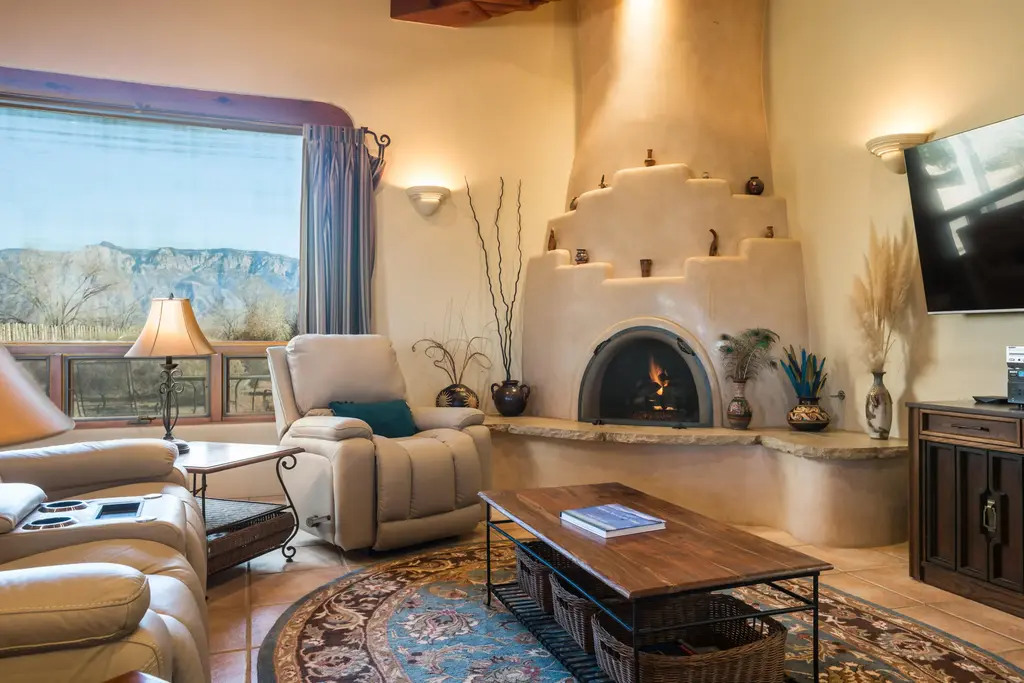 114 Veronica Court, Corrales