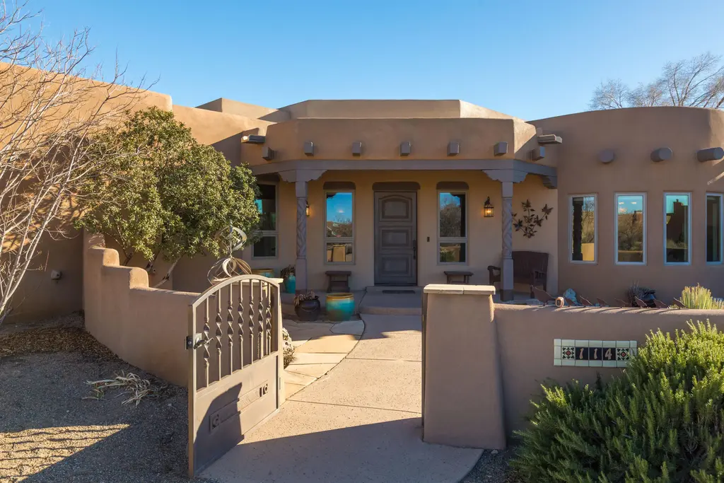 114 Veronica Court, Corrales