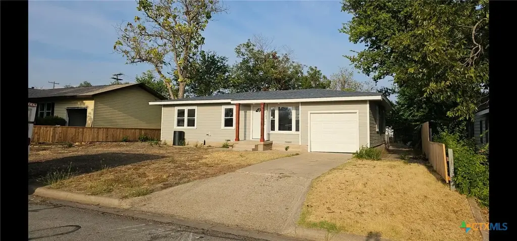 1702 S 49th Street, Temple