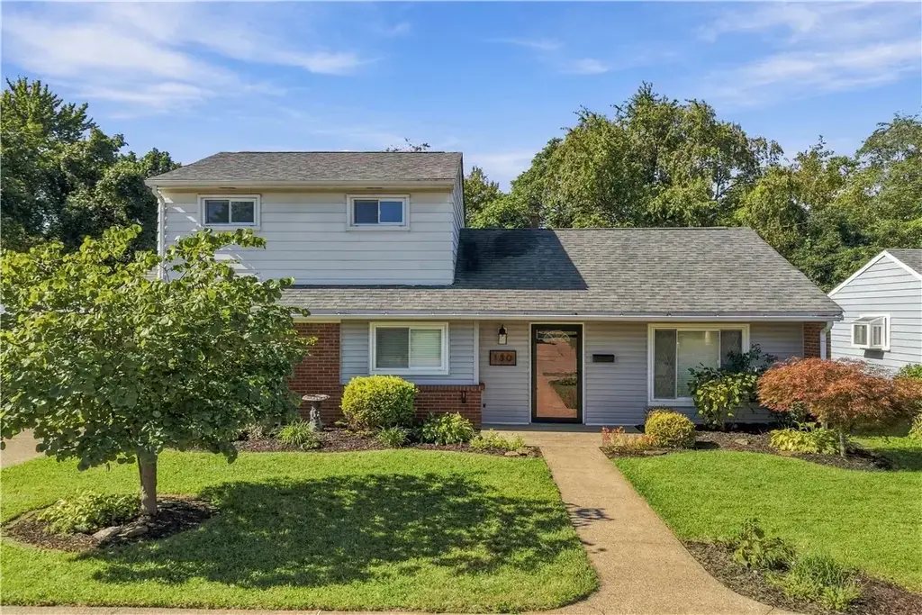 130 Sawyer Drive, Hopewell
