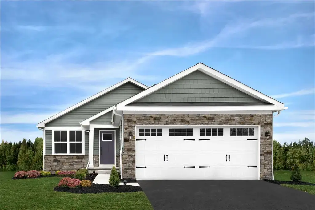 216 Southfork Drive, North Fayette