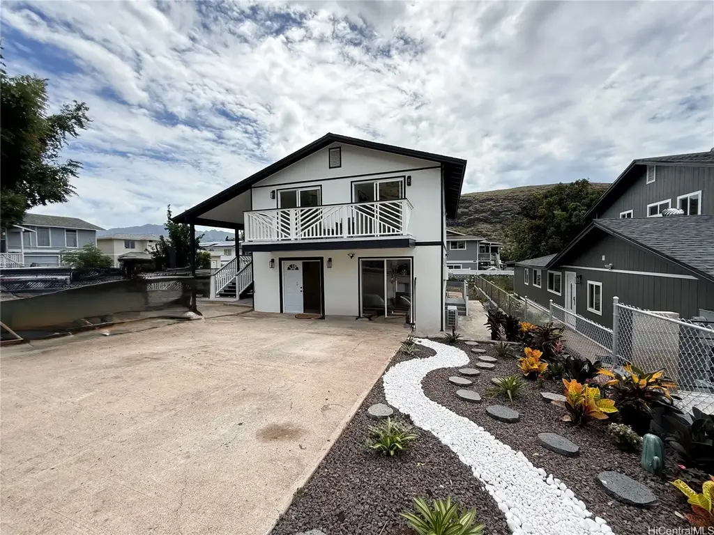 86-307 Alamihi Street, Waianae