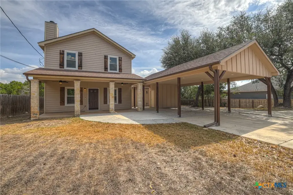 1452 Lakeview Drive, Canyon Lake