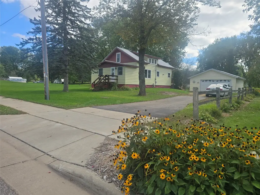 307 E Begley Street, Greenwood