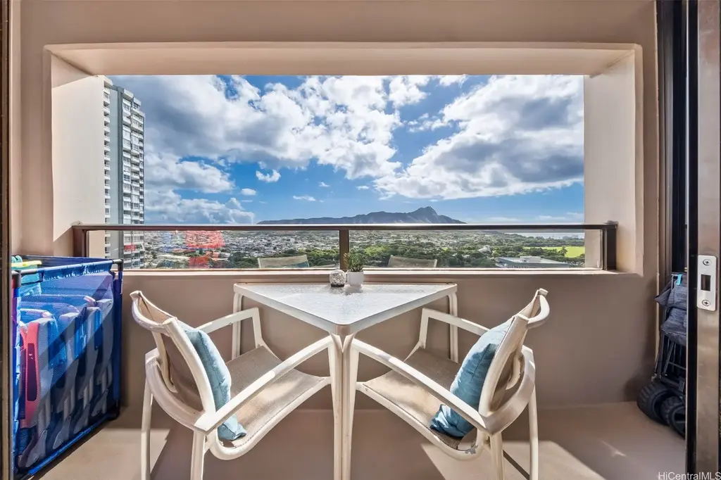 229 Paoakalani Avenue # 2114, Honolulu