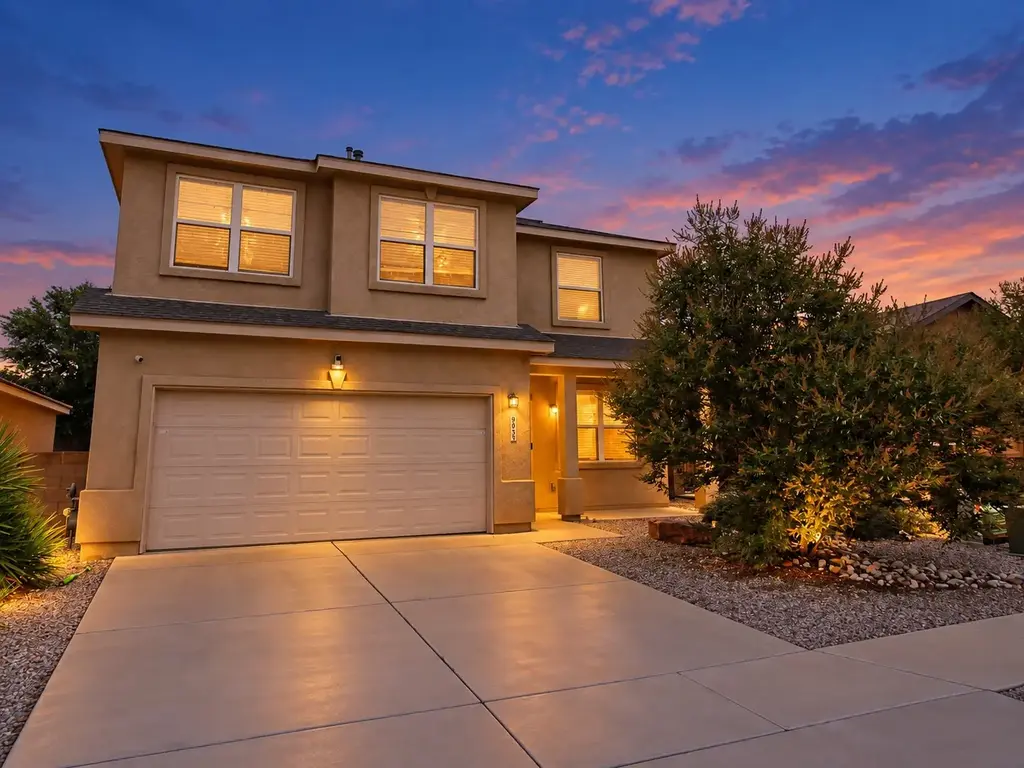 905 Molten, Albuquerque