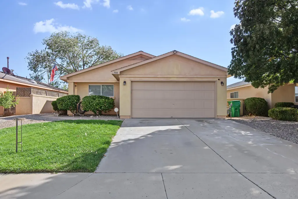 908 Somerset Meadows Drive Ne, Rio Rancho