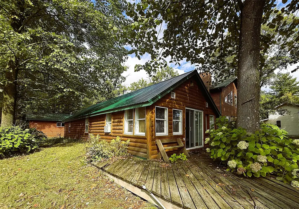 N152 Whispering Pines Drive, Conrath