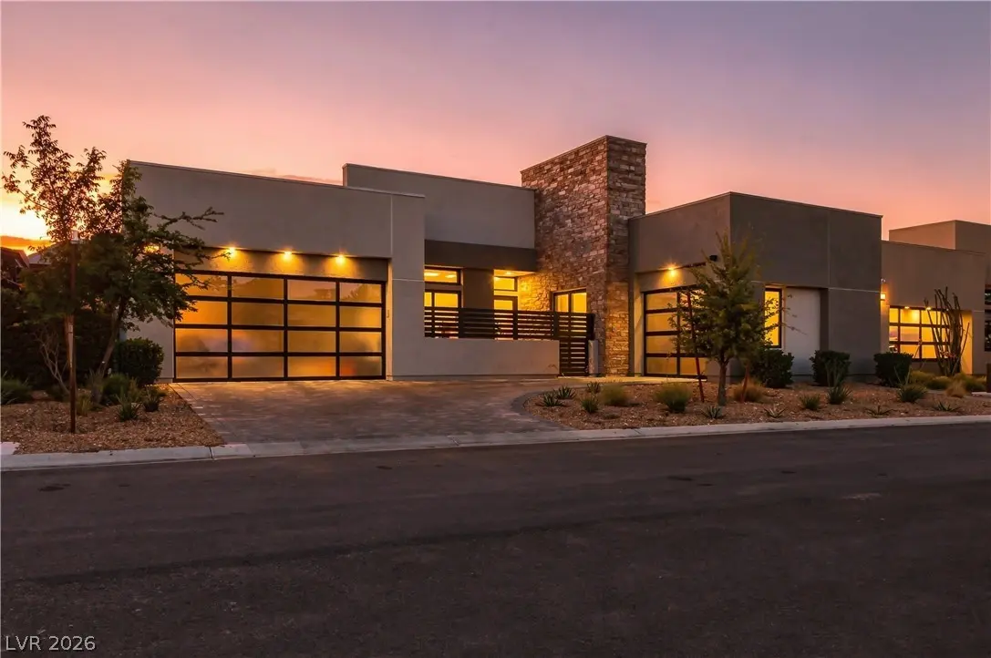 477 E Vista Sunset Avenue, Las Vegas