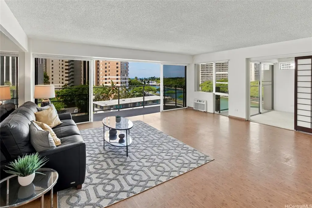 (unit #605) 1645 Ala Wai Boulevard, Honolulu