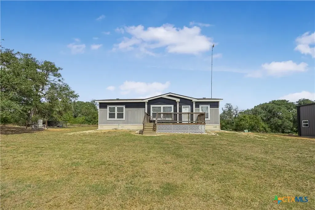458 Hrabovsky Road, Yoakum
