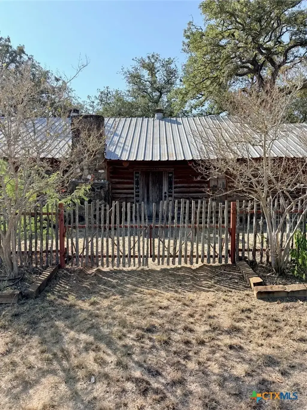 16057 E Highway 90, Kingsbury