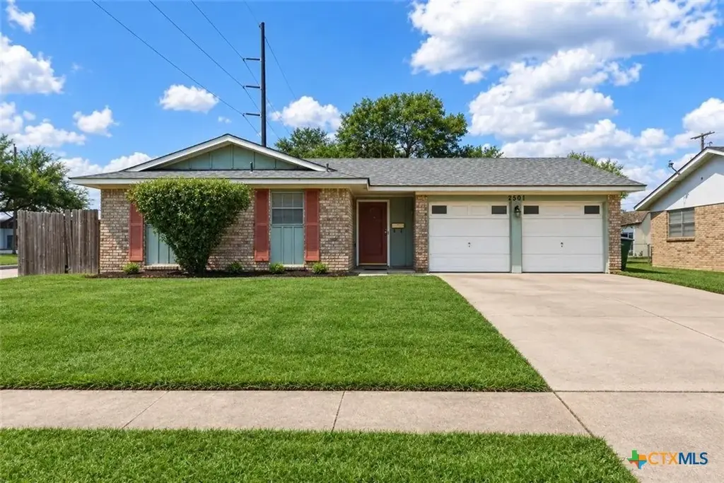 4601 Dahlia Lane, Victoria