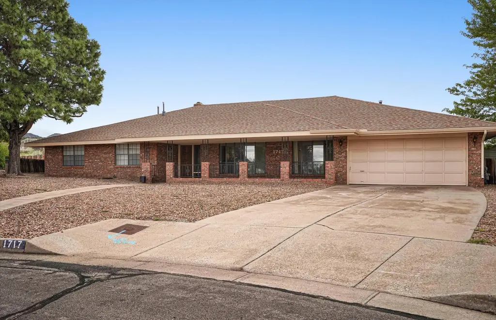 1717 Catron Court Se, Albuquerque