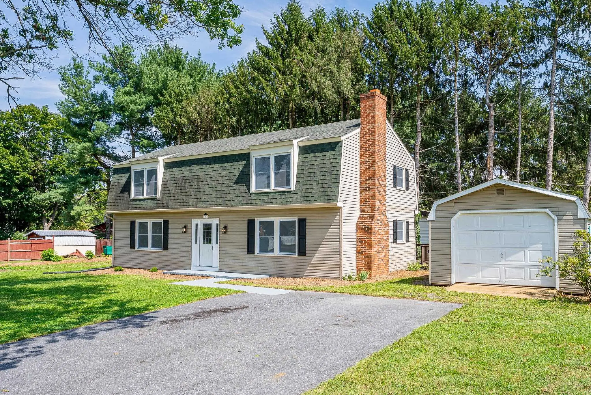 1202 Elm Ave, Grottoes