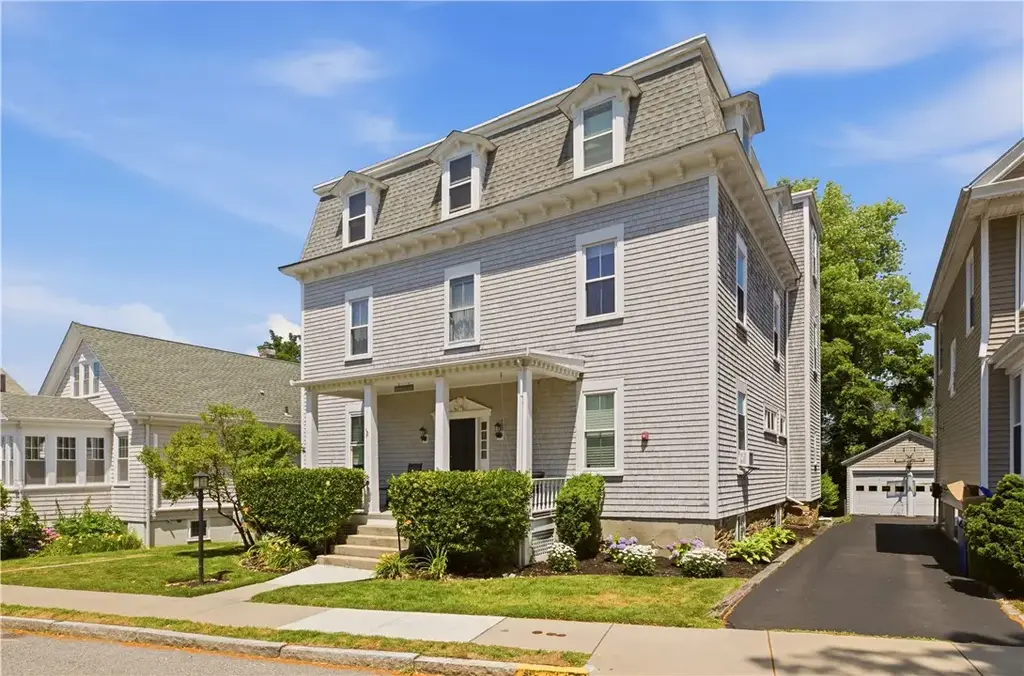 3 Prairie Ave # 1, Newport