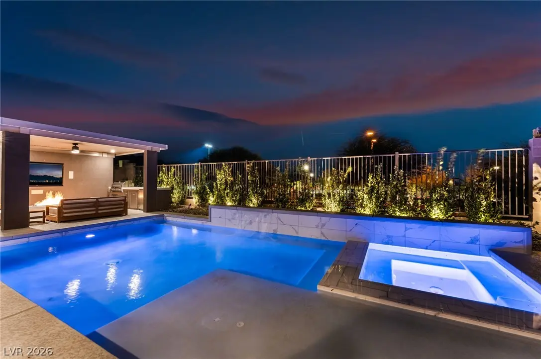 12424 Point Sierra Street, Las Vegas