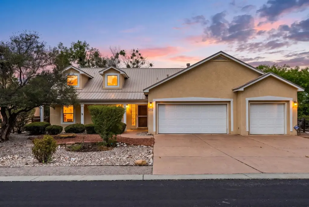 2505 Rio Orilla Lane Nw, Albuquerque