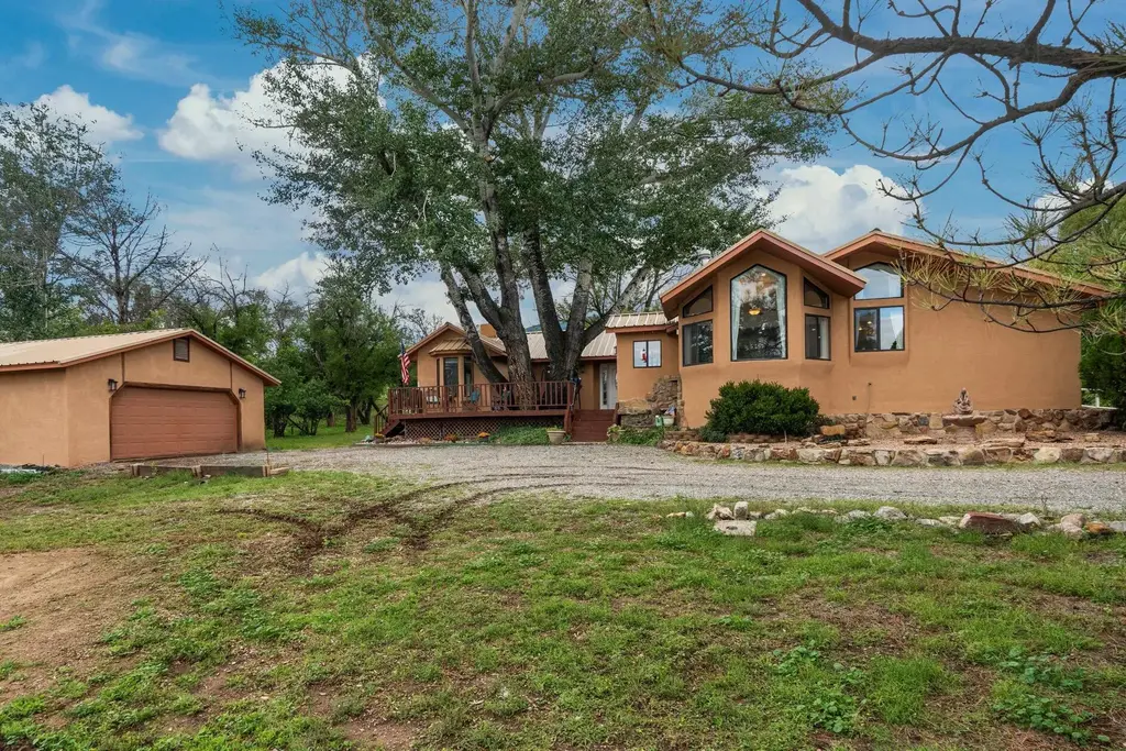 4 Cirquela Road, Cedar Crest