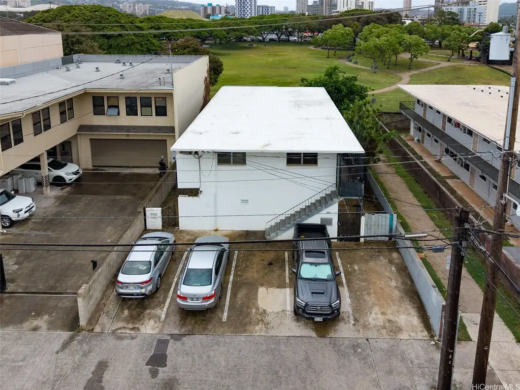 927 Makahiki Way, Honolulu
