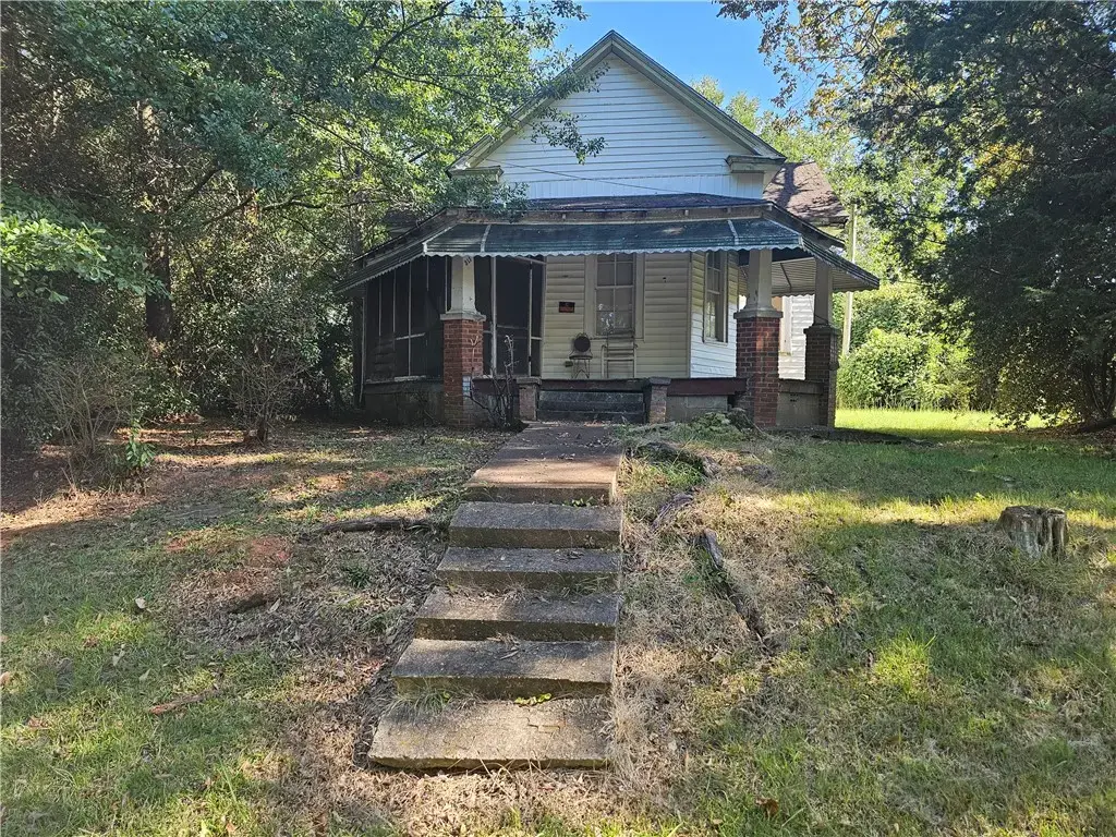 311 Ave D Ave, Opelika
