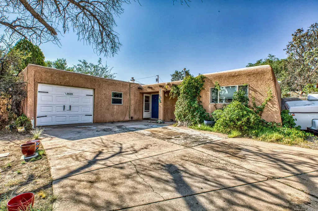 5639 Camino Canada Nw, Albuquerque
